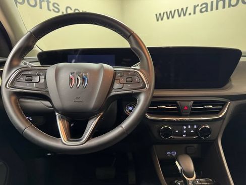 Used 2025 Buick Encore GX Preferred FWD image 9