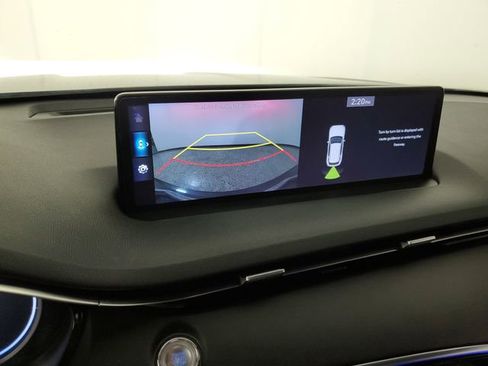 Used 2022 Genesis GV70 3.5T Sport image 31