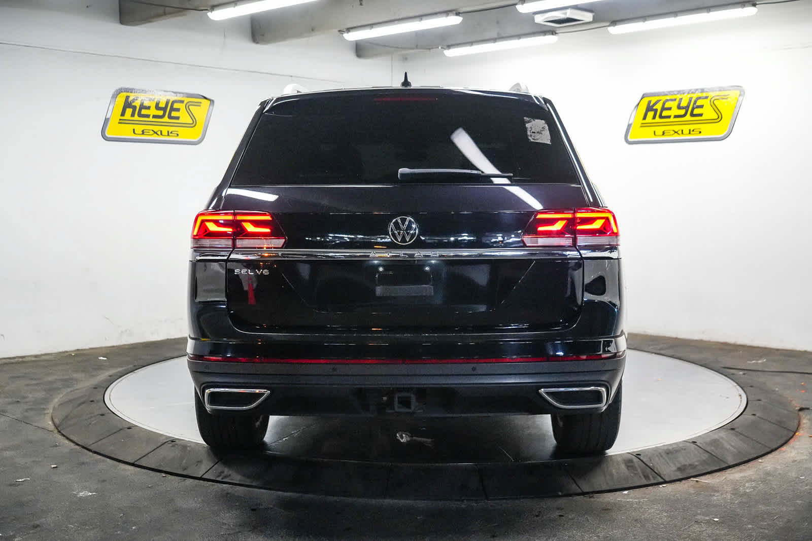 Used 2021 Volkswagen Atlas SEL FWD image 7