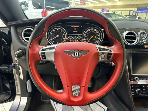 Used 2016 Bentley Continental GT image 24