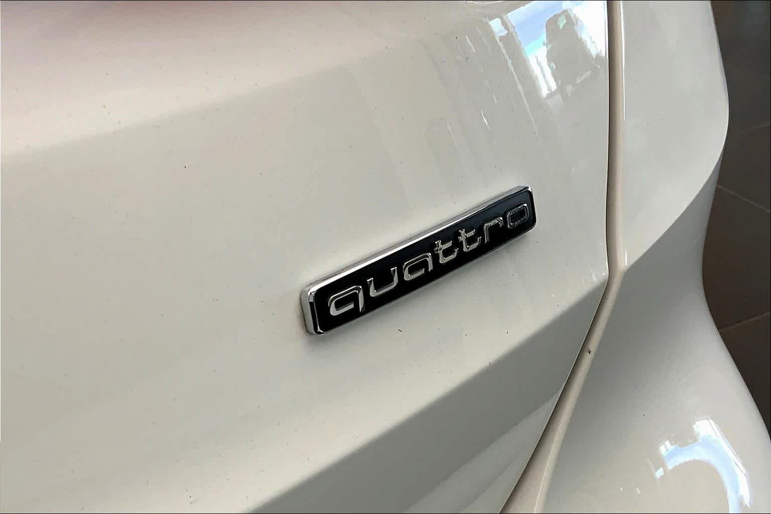 Used 2020 Audi Q3 2.0T Premium Plus w/ Premium Plus Package AWD/4WD image 10