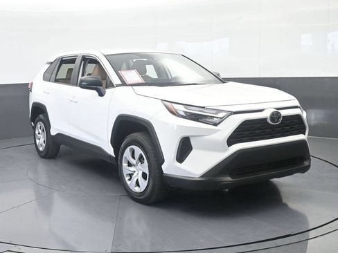 Used 2025 Toyota RAV4 LE FWD image 9