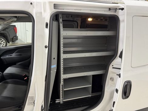 Used 2018 RAM ProMaster City Tradesman SLT image 19