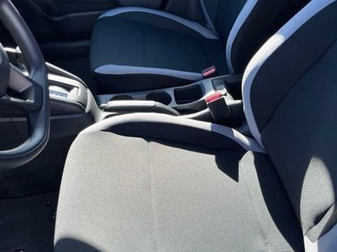 Used 2025 Nissan Versa S w/ Trunk Package FWD image 12
