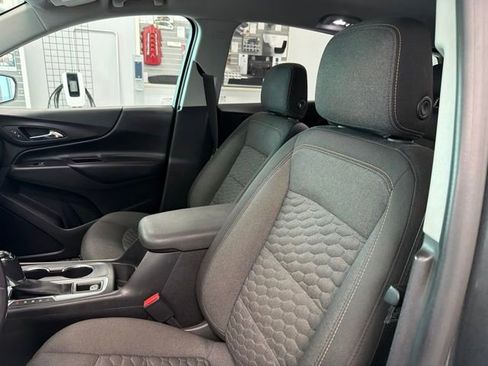 Used 2018 Chevrolet Equinox LT AWD/4WD image 10