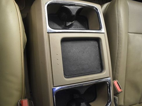 Used 2015 Chrysler Town & Country Touring w/ Driver Convenience Group image 51