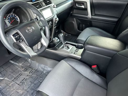Used 2019 Toyota 4Runner SR5 Premium AWD/4WD image 11