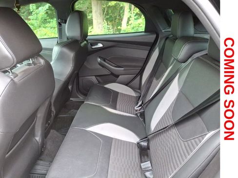 Used 2018 Ford Focus ST w/ Equipment Group 401A FWD image 11