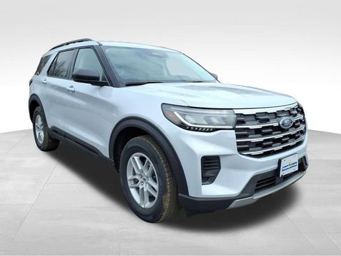 New 2026 Ford Explorer Active image 14