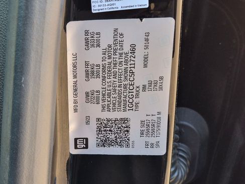 Used 2023 Chevrolet Colorado LT AWD/4WD image 31