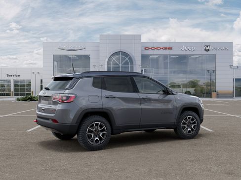 New 2026 Jeep Compass Trailhawk AWD/4WD image 30