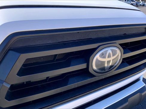 Certified 2020 Toyota Tacoma SR image 27