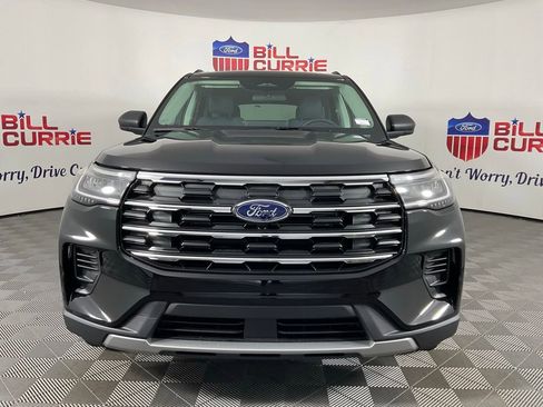 New 2026 Ford Explorer Active RWD image 8