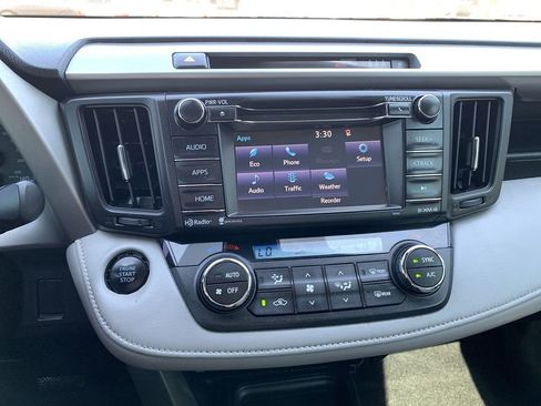 Used 2018 Toyota RAV4 XLE image 21