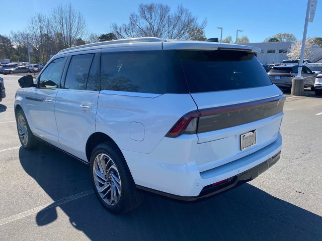 New 2026 Lincoln Navigator Reserve AWD/4WD image 27