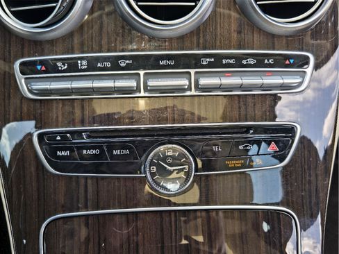 Used 2017 Mercedes-Benz C 300 Sedan image 17