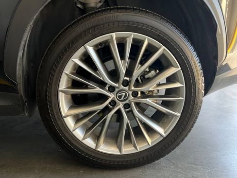 Used 2025 Lexus NX 350h AWD w/ Accessory Package (2T) image 10