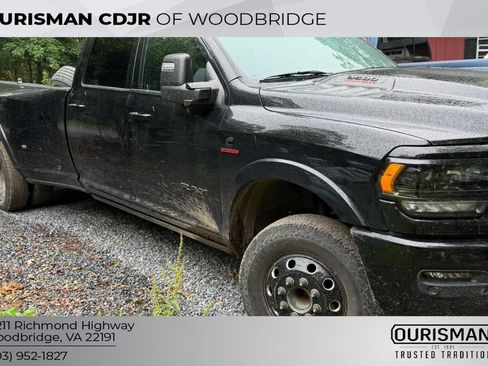 Used 2024 RAM 3500 Limited w/ Night Edition AWD/4WD image 3