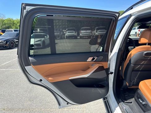 Used 2024 BMW X7 xDrive40i w/ Executive Package AWD/4WD image 22