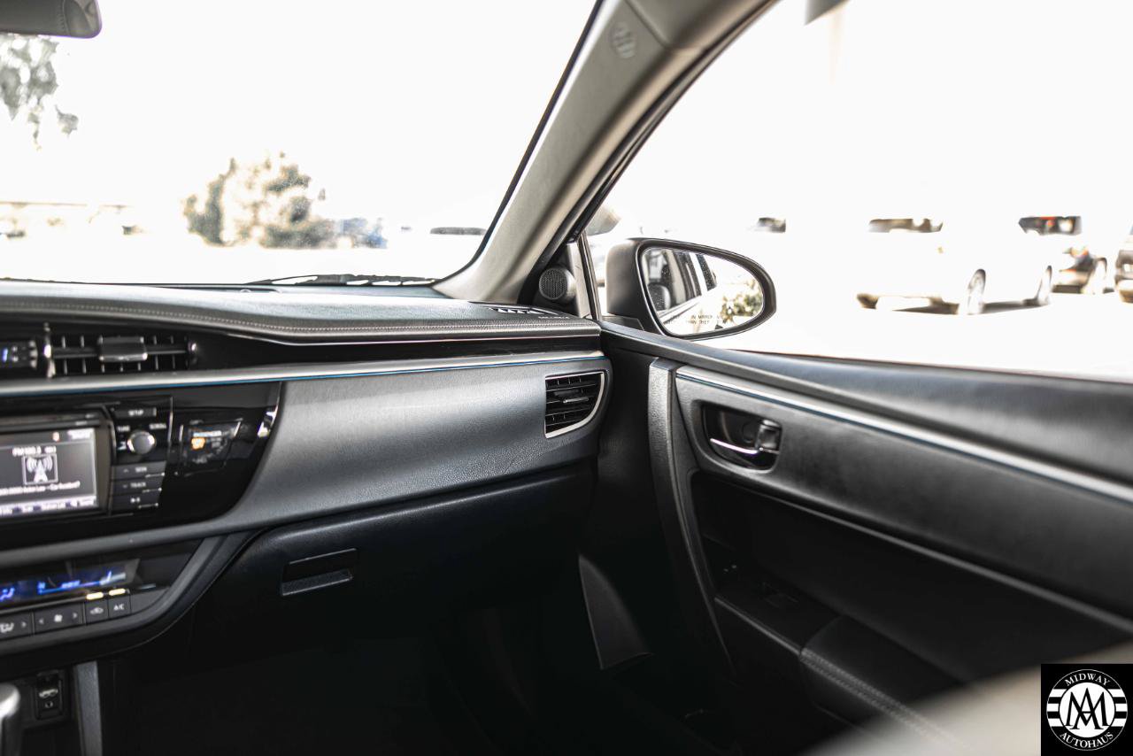 Used 2016 Toyota Corolla S FWD image 30