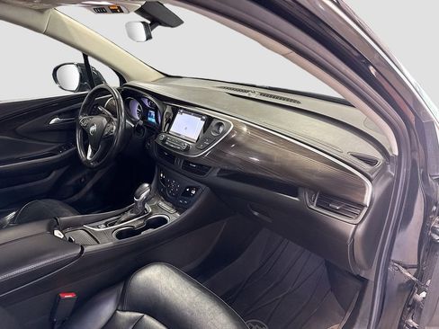 Used 2020 Buick Envision Essence FWD image 30