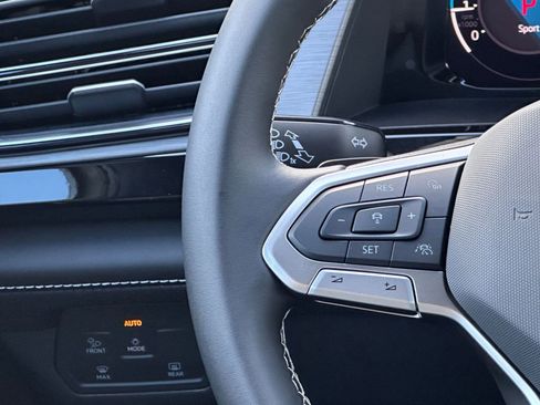 New 2026 Volkswagen Atlas Cross Sport SE image 16