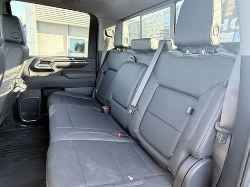 Used 2024 Chevrolet Silverado 2500 LTZ w/ LTZ Convenience Package image 5