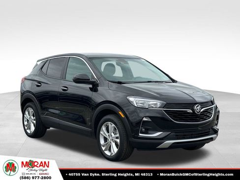 Used 2023 Buick Encore GX Preferred w/ Cold Weather Comfort Package AWD/4WD image 7