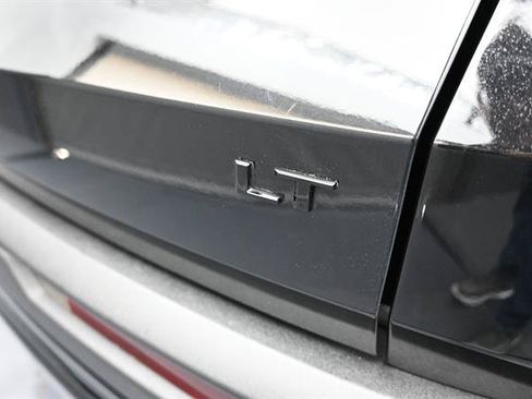 Used 2024 Chevrolet Traverse LT w/ Enhanced Driving Package FWD image 5