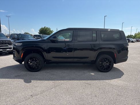New 2026 Jeep Grand Wagoneer Limited AWD/4WD image 2
