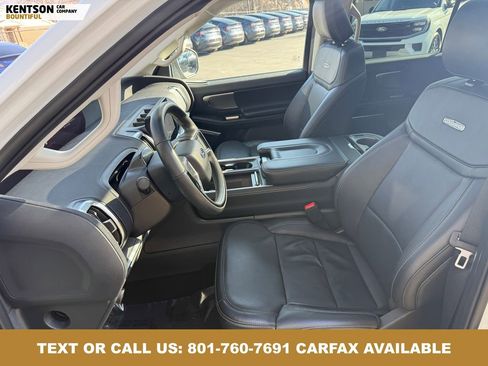 Used 2025 Ford Expedition Max Platinum AWD/4WD image 34