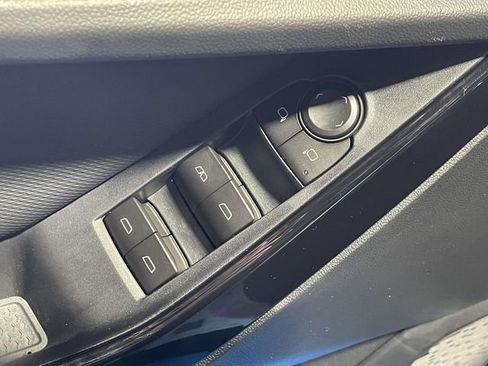 New 2026 Chevrolet Equinox LT w/ Safety and Technology Package image 16