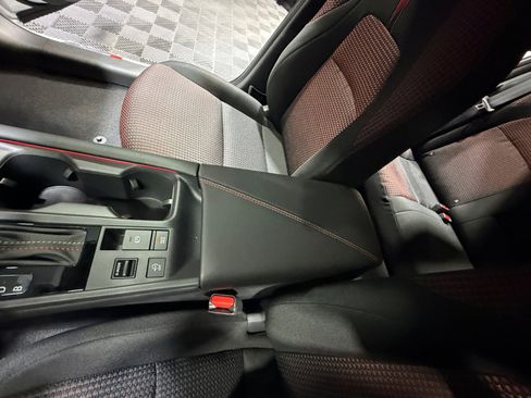 New 2026 Nissan Sentra SR FWD image 15
