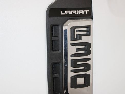 New 2026 Ford F350 Lariat w/ Lariat Premium Package image 16