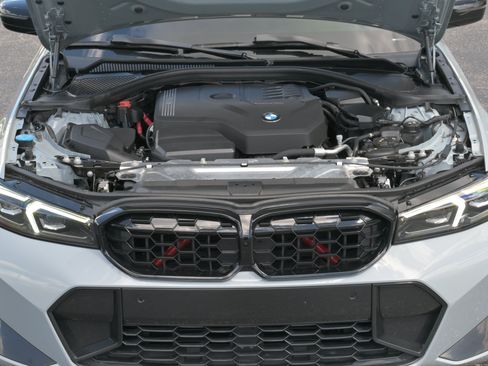 Used 2024 BMW 330i Sedan w/ M Sport Package RWD image 8