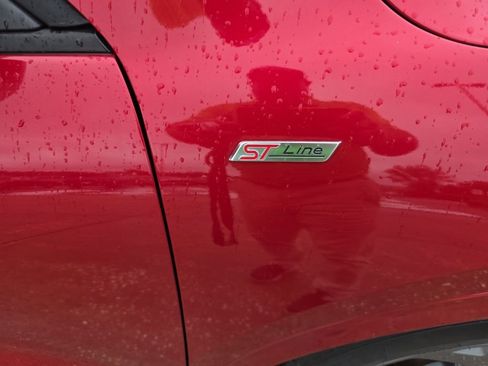 Used 2023 Ford Escape ST-Line w/ Tech Pack #1 FWD image 10