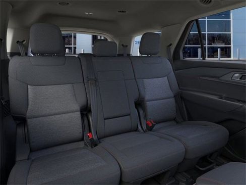 New 2025 Ford Explorer Active image 10