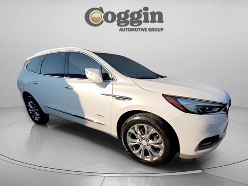 Used 2018 Buick Enclave Avenir w/ Avenir Technology Package image 15