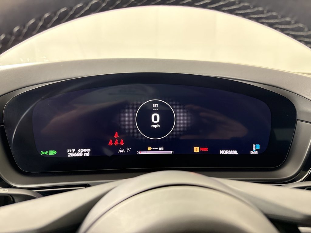 Certified 2024 Porsche Cayenne Coupe AWD/4WD image 36