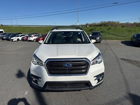 Used 2022 Subaru Ascent Limited w/ Technology Package image 2