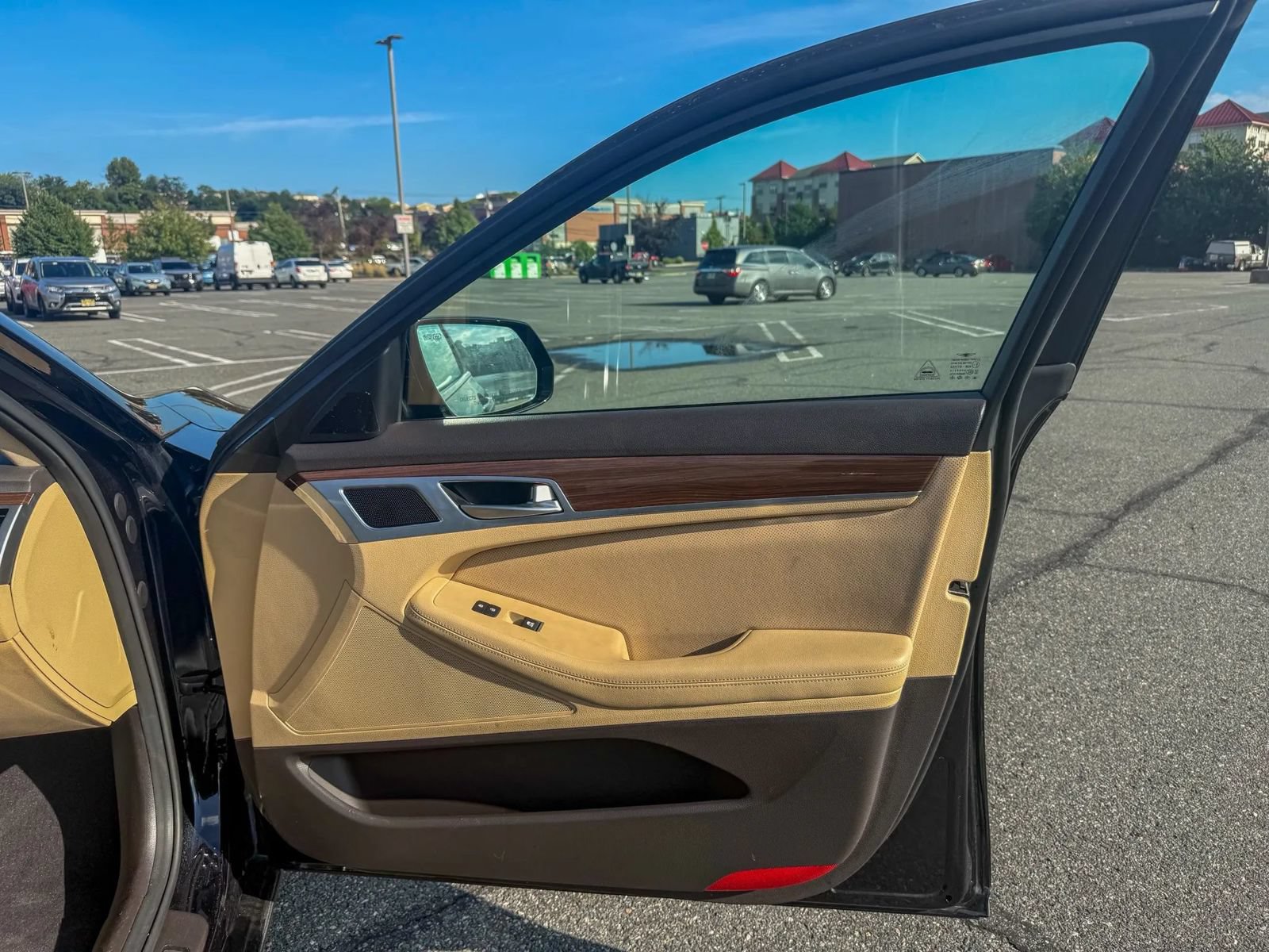 Used 2020 Genesis G80 3.8 RWD image 18