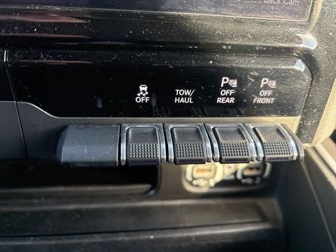 Used 2021 RAM 1500 Big Horn image 30