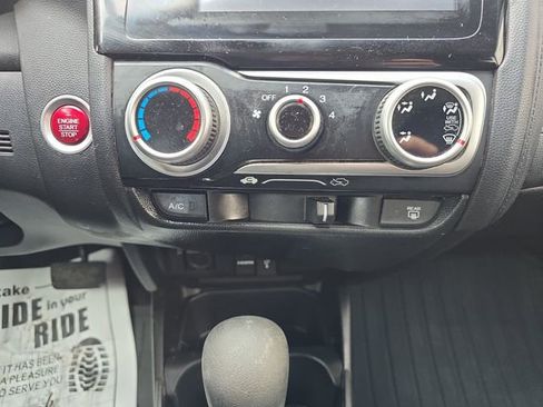 Used 2015 Honda Fit EX image 18