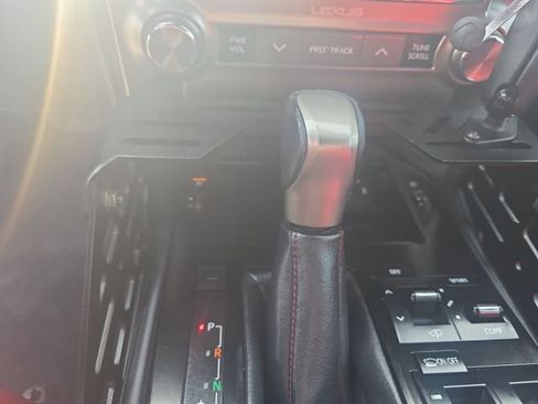 Used 2021 Lexus GX 460 Luxury w/ Off Road Package image 14