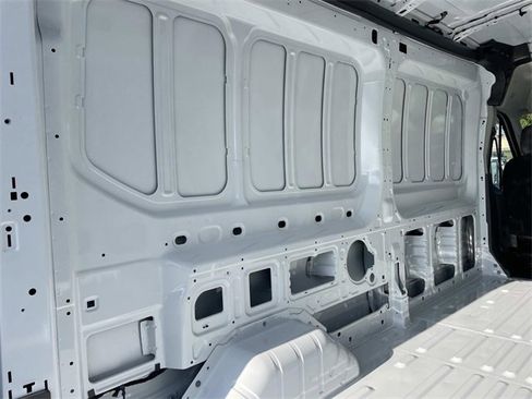 New 2026 Ford Transit 250 148 Medium Roof image 20
