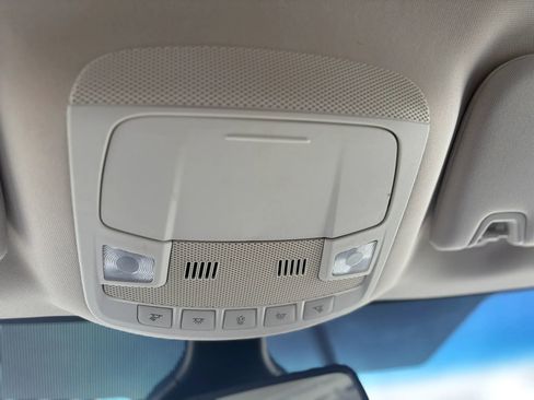 Used 2019 Ford Edge SEL w/ Equipment Group 201A AWD/4WD image 30