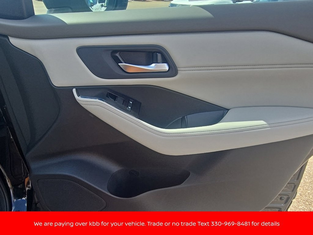 New 2026 Nissan Rogue Dark Armor AWD/4WD image 28