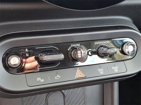 Used 2025 MINI Cooper S image 18