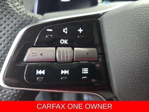 Used 2023 Nissan Ariya AWD image 17