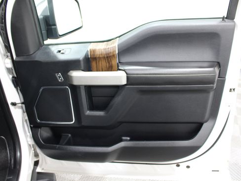 Used 2019 Ford F150 Lariat AWD/4WD image 27